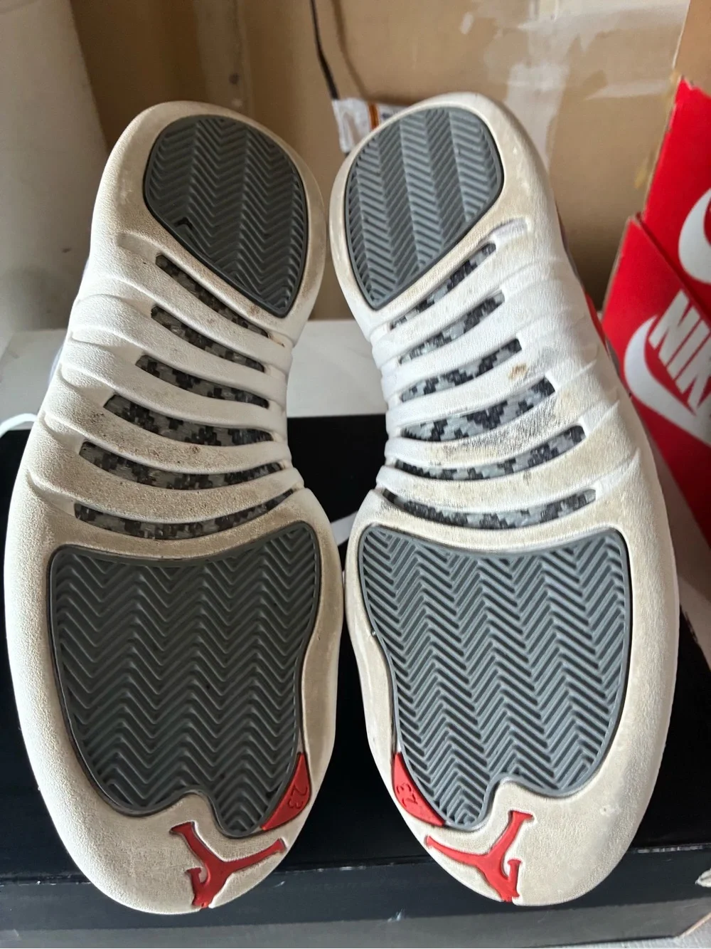 Air Jordan 12 Retro Cool Grey Size 8.5 130690-012 Vintage 2012 NDS Small Scuff
